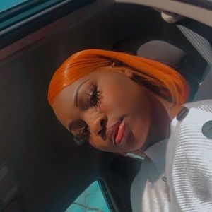 Meet your Posher, Calesha